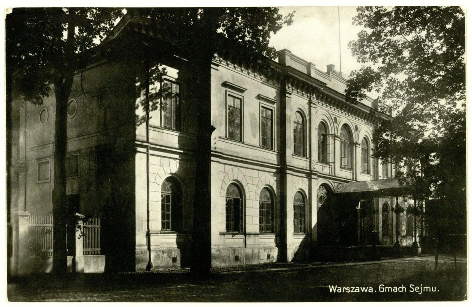 74. 5716-S82_view.jpg